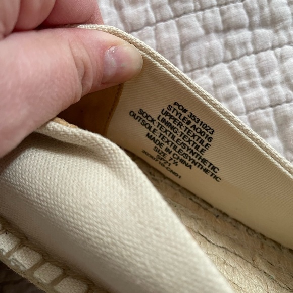 J. Crew Women's Black and Cream Faux Leather Toe Canvas Espadrilles Size 7.5 - Picture 5 of 6